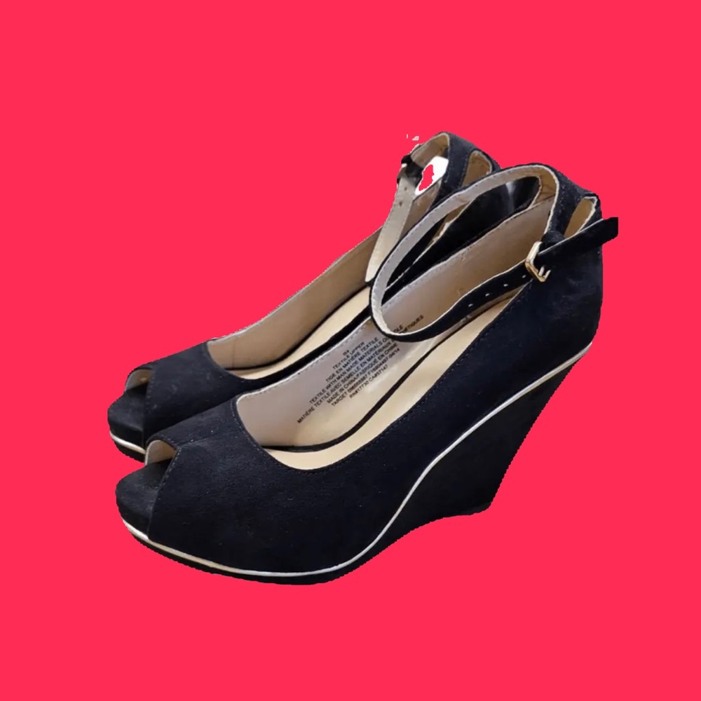 MASSIMO BLACK GOLD TRIM OPEN TOE WEDGES PLATFORM IN SIZE 8